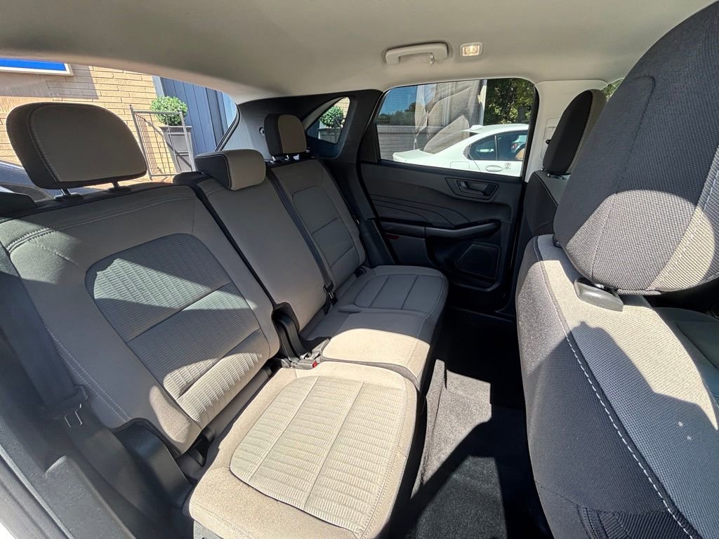Used 2022 Ford Escape S image 15