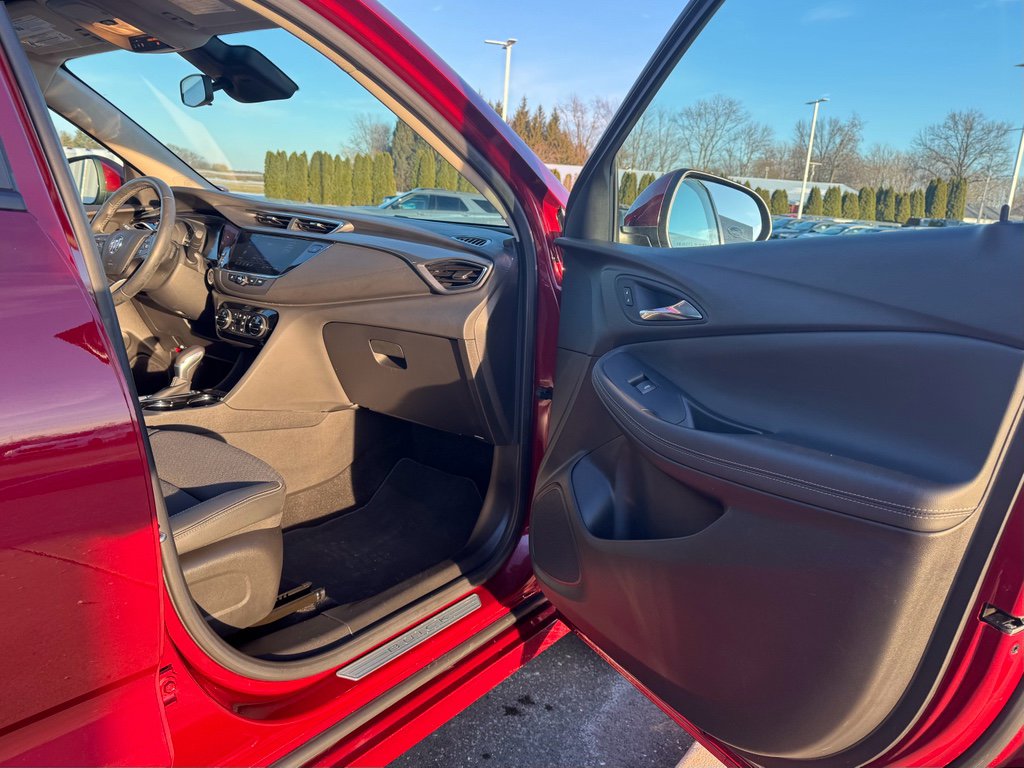 Used 2023 Buick Encore GX Select w/ Sport Touring Package image 11