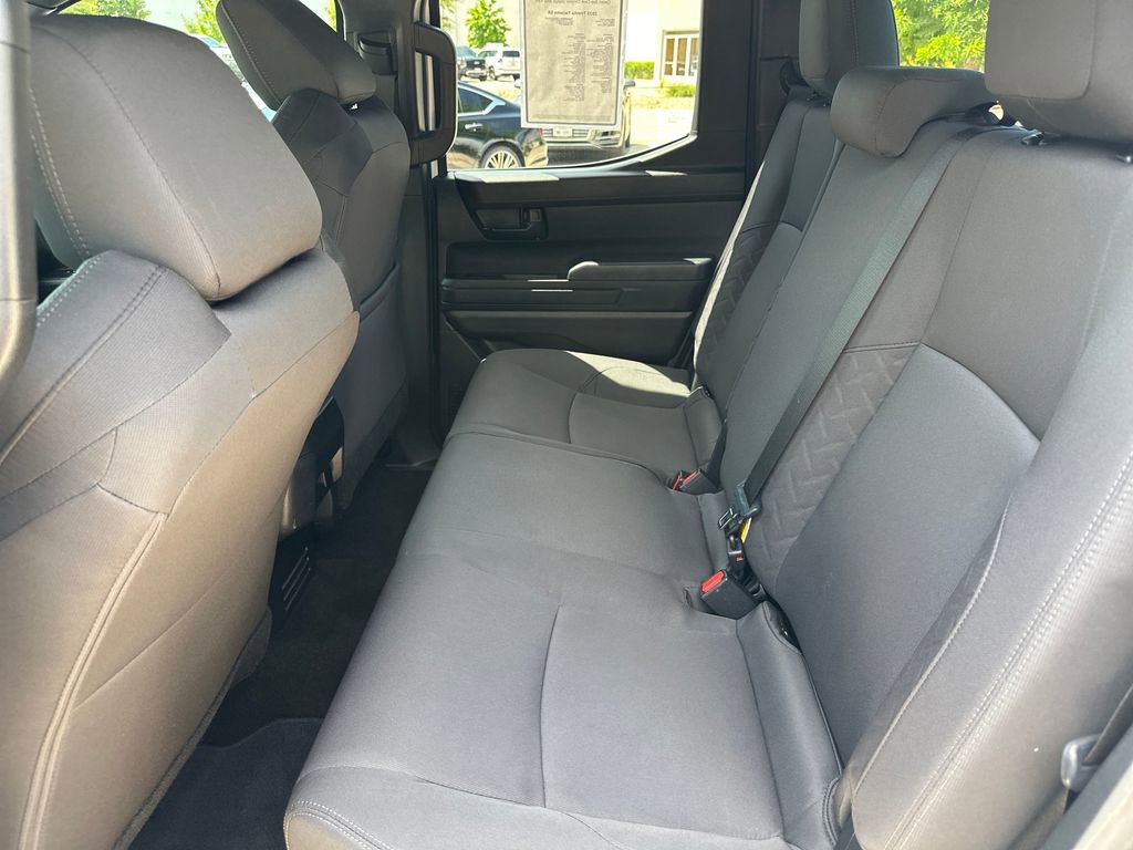 Used 2025 Toyota Tacoma SR AWD/4WD image 32