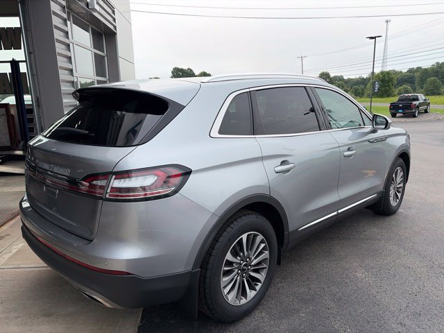 Used 2021 Lincoln Nautilus AWD w/ Equipment Group 101A image 3