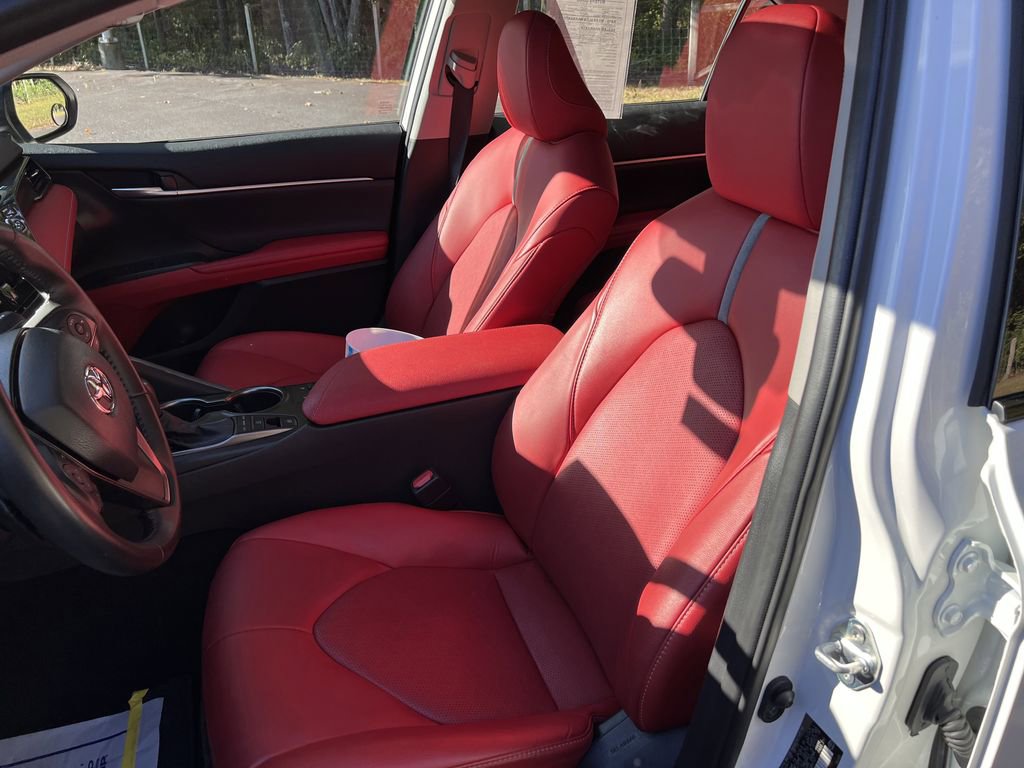 Used 2023 Toyota Camry XSE image 15