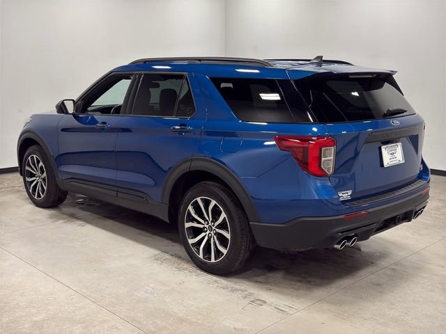 Certified 2023 Ford Explorer ST image 9