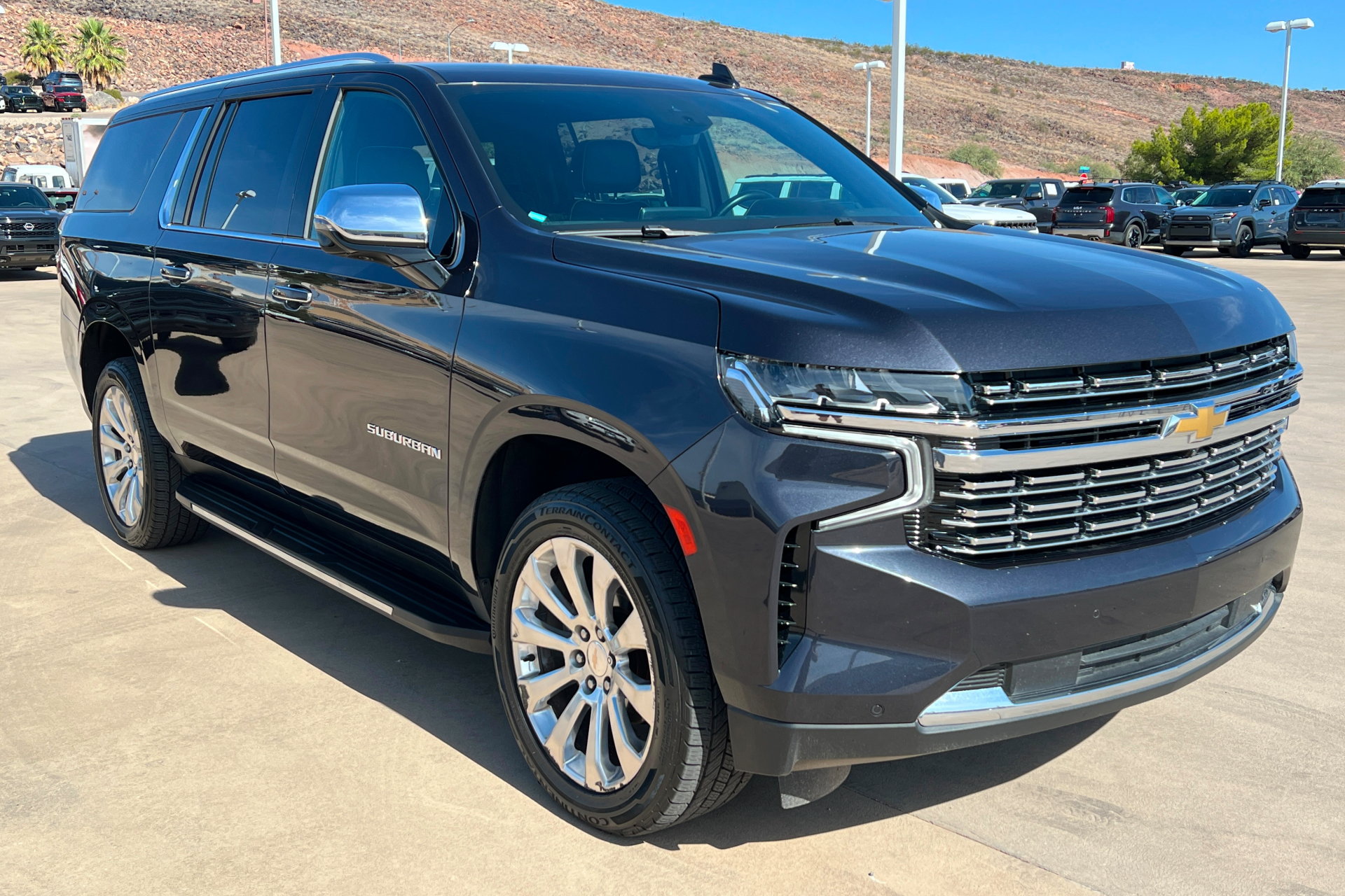 Used 2023 Chevrolet Suburban Premier AWD/4WD image 8