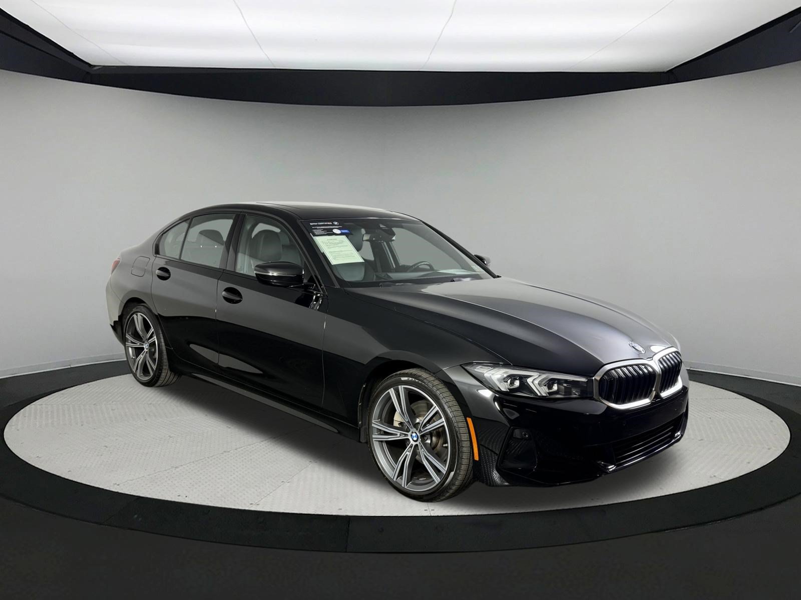 Certified 2023 BMW 330i xDrive Sedan w/ Driving Assistance Package AWD/4WD image 3
