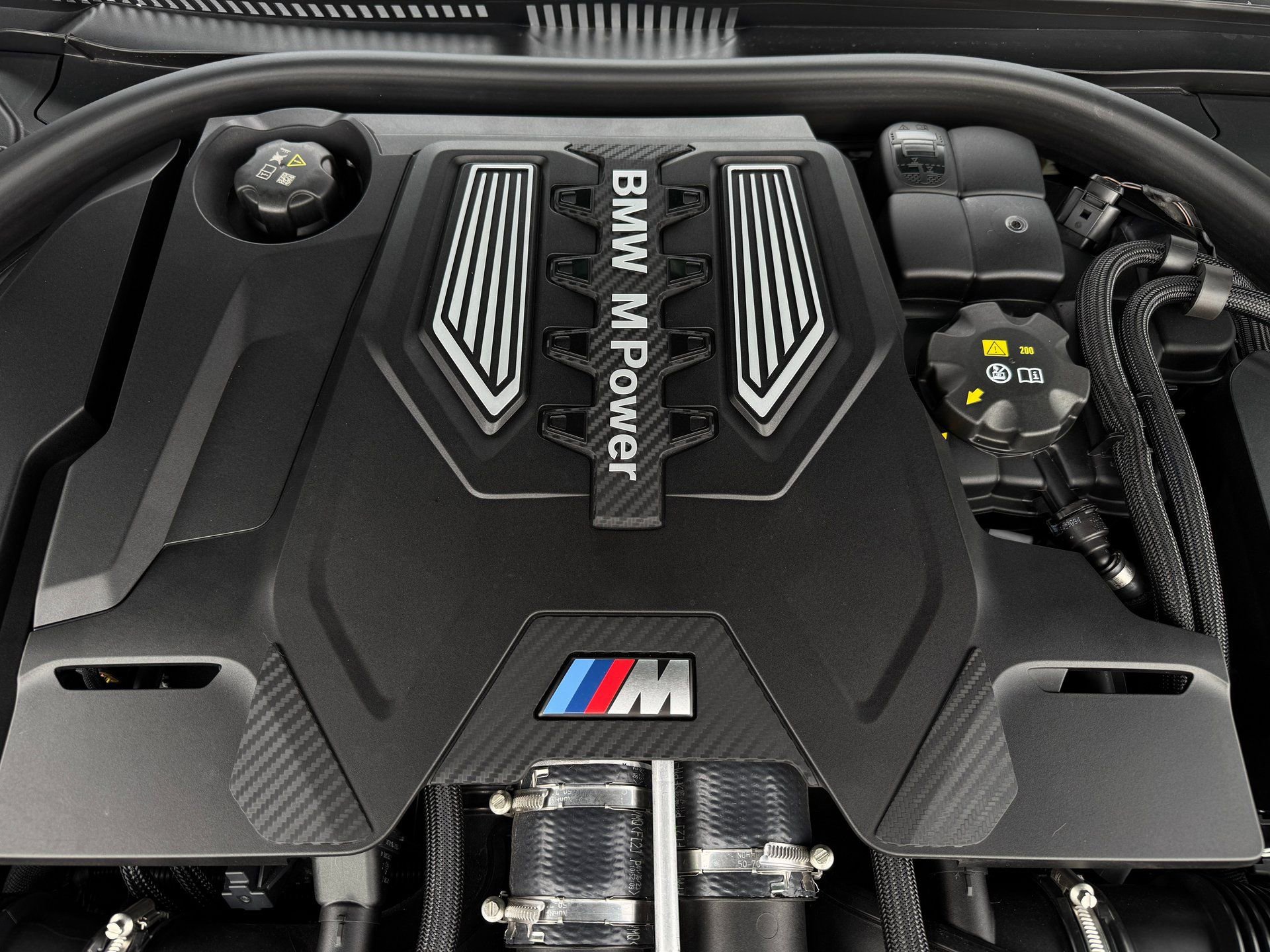 Used 2024 BMW M8 Competition image 88