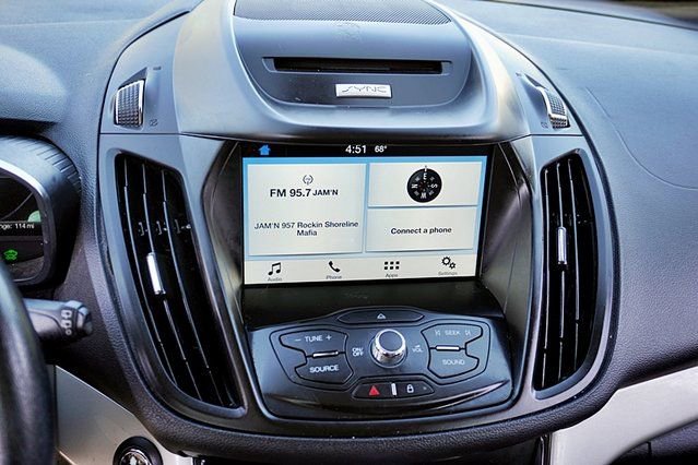 Used 2016 Ford C-MAX Energi SEL FWD image 23