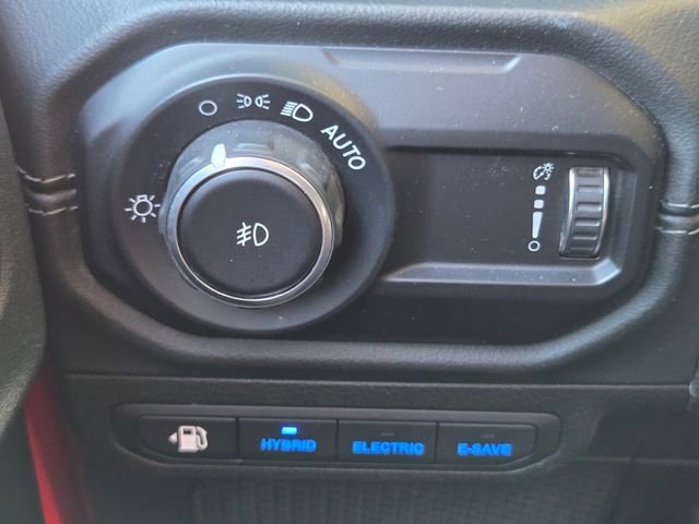 Used 2024 Jeep Wrangler Rubicon image 36