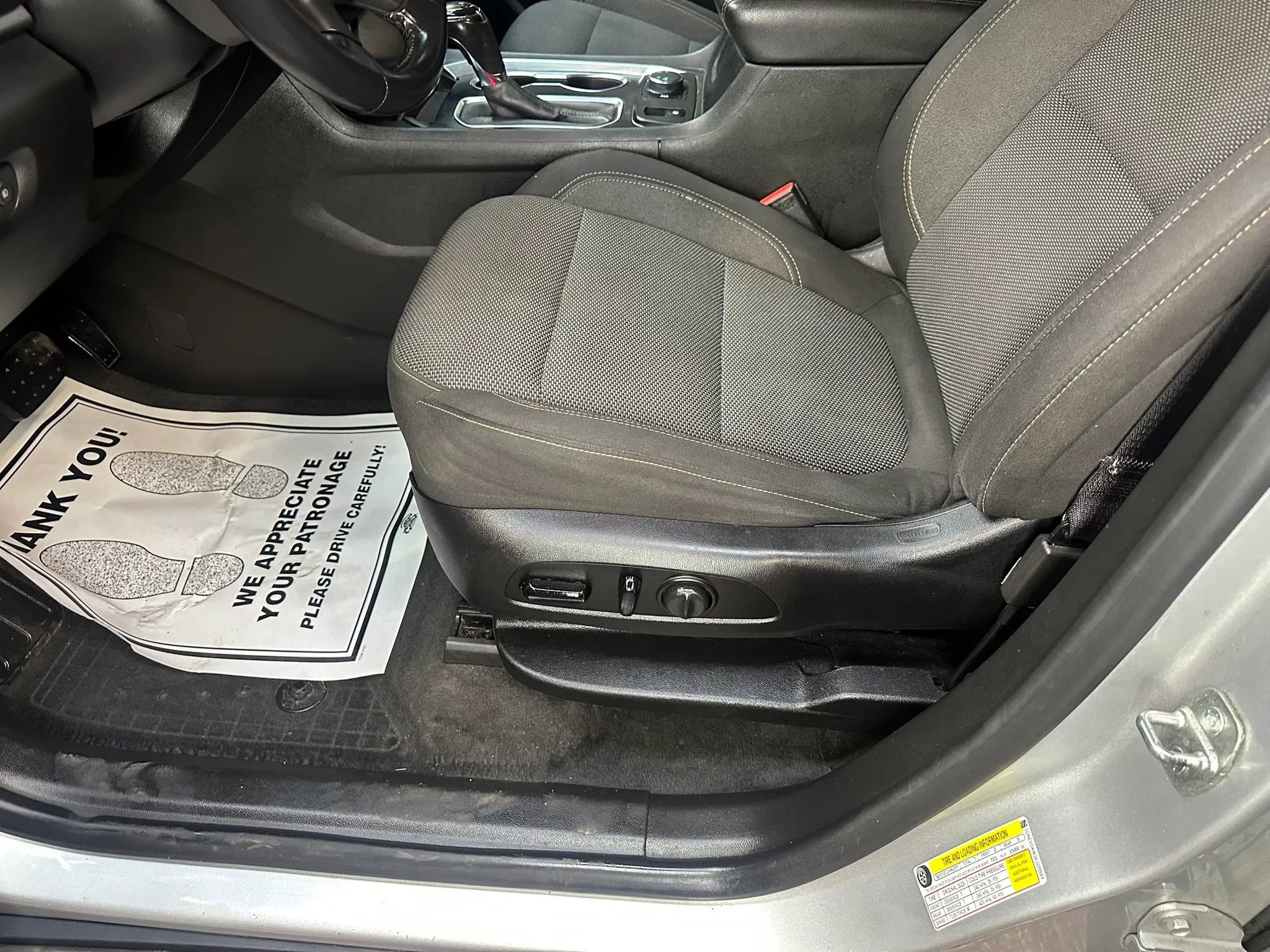 Used 2019 Chevrolet Traverse LT w/ LPO, Black Accent Package image 17