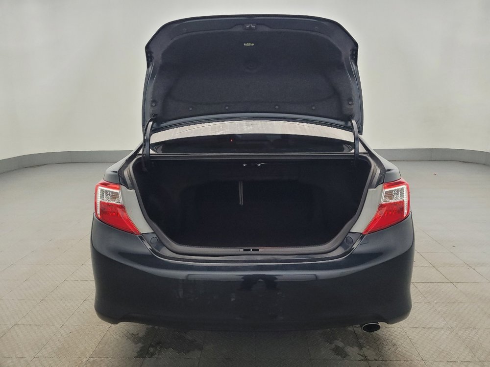 Used 2014 Toyota Camry XLE image 29