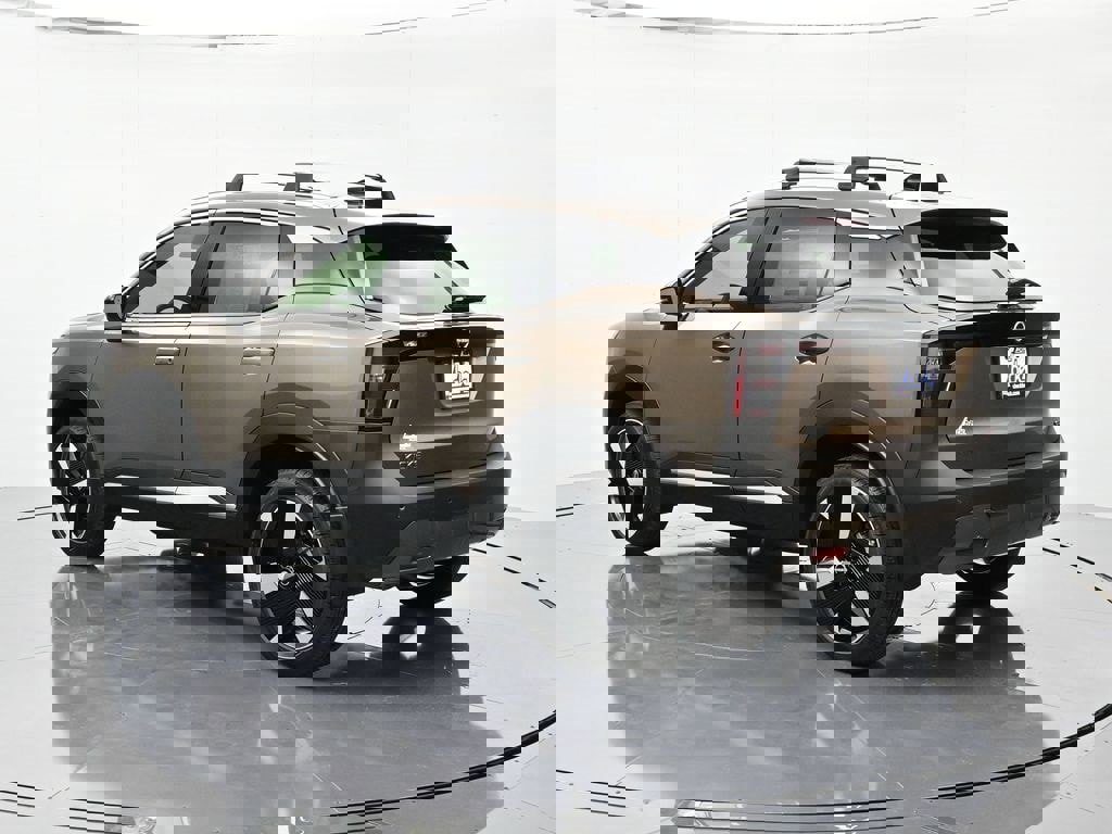 New 2026 Nissan Kicks SR image 7