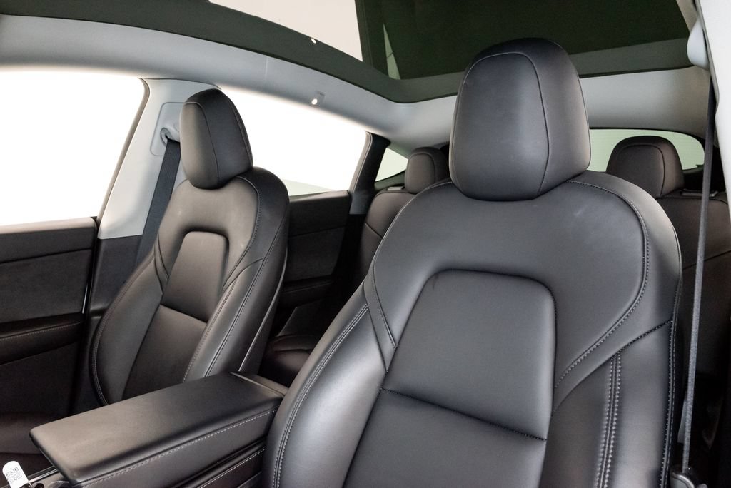 Used 2023 Tesla Model Y Long Range AWD/4WD image 12