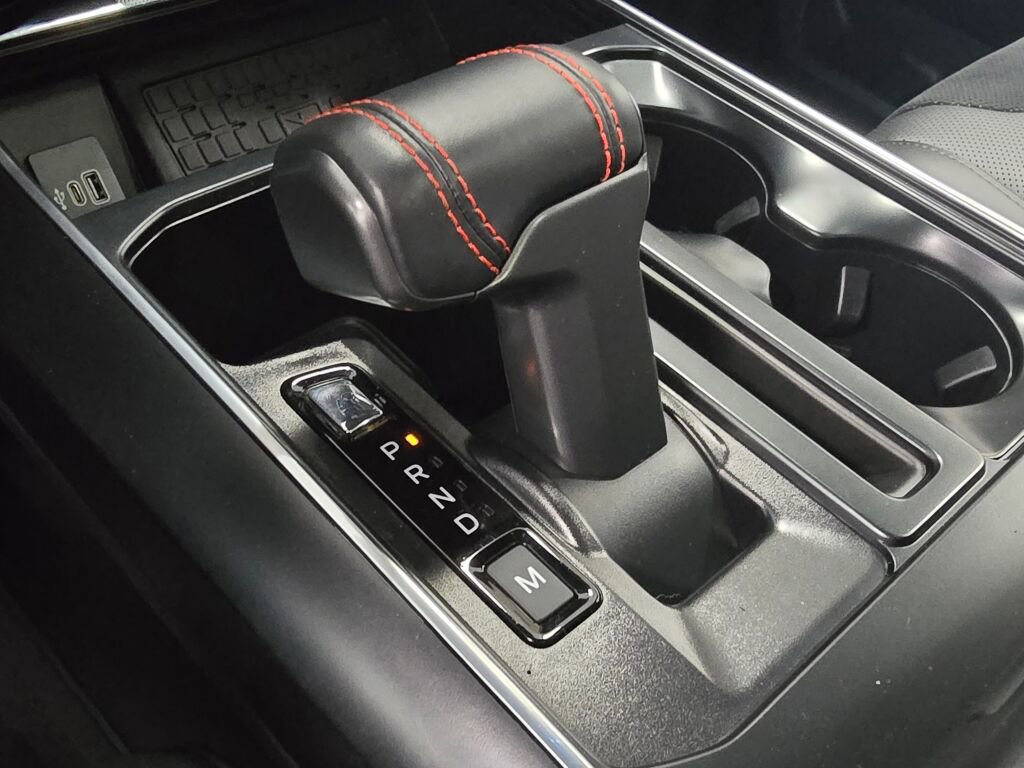 Used 2025 Ford F150 Raptor image 15