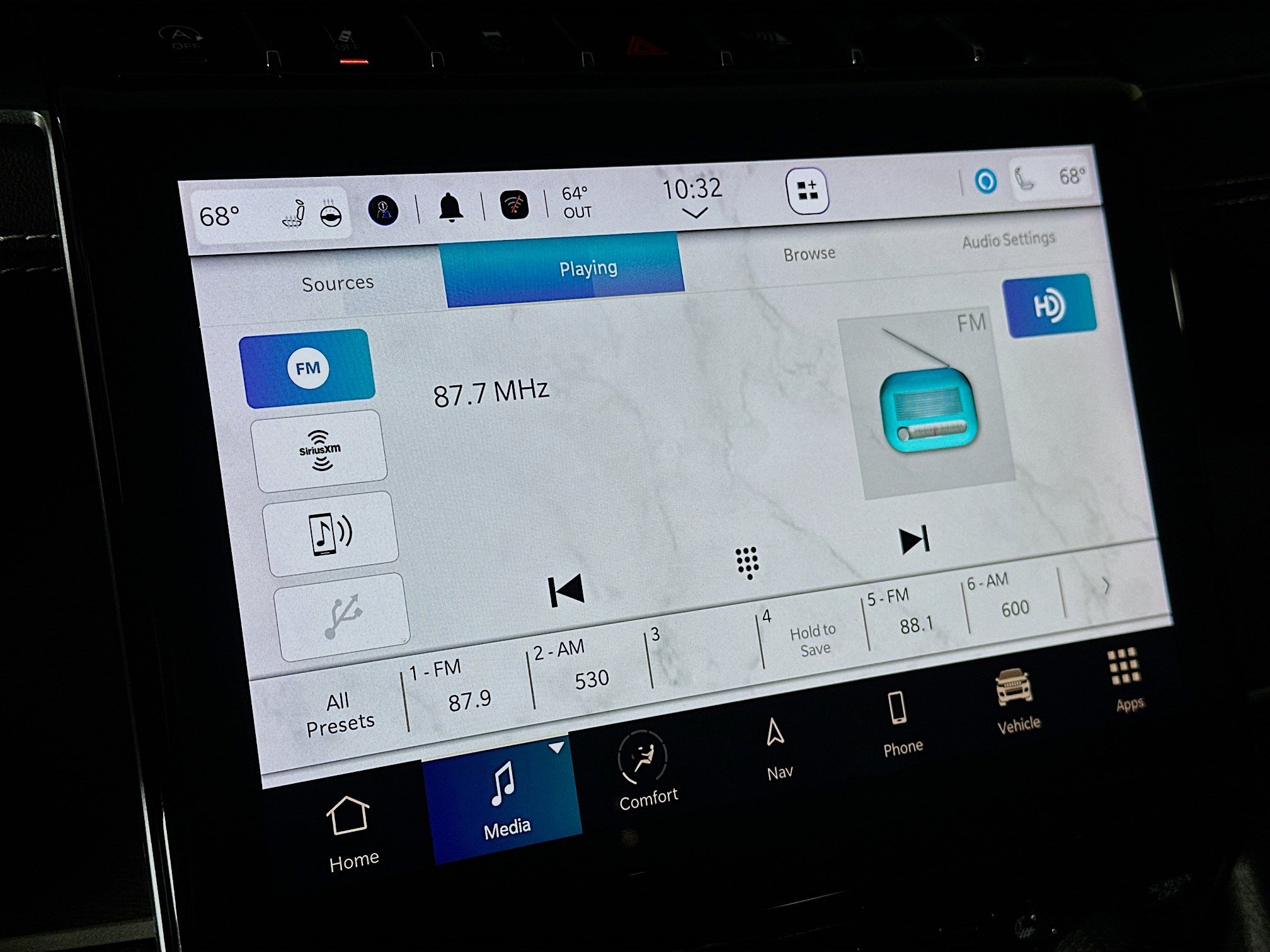 Used 2023 Jeep Grand Cherokee Limited w/ Black Appearance Package image 21