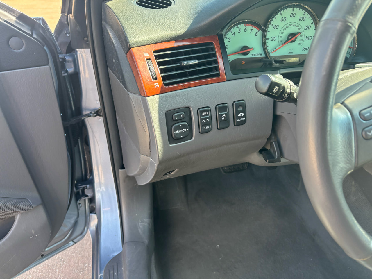 Used 2006 Toyota Solara SE image 23