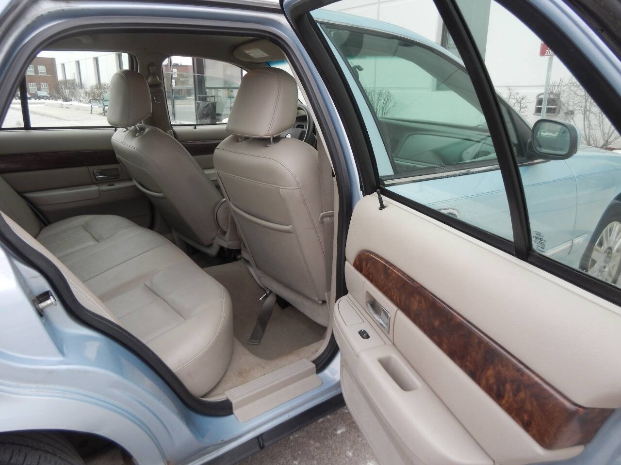 Used 2006 Mercury Grand Marquis GS image 28