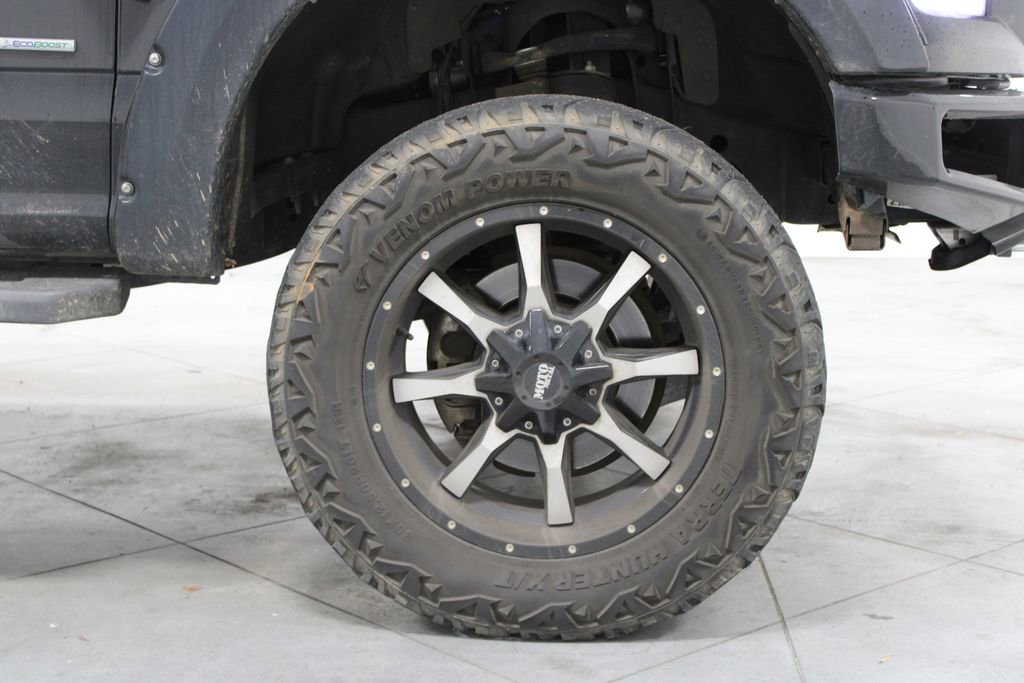 Used 2016 Ford F150 Lariat image 12