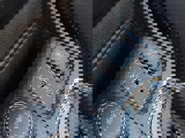 Used 2021 Jeep Cherokee Latitude Plus image 28