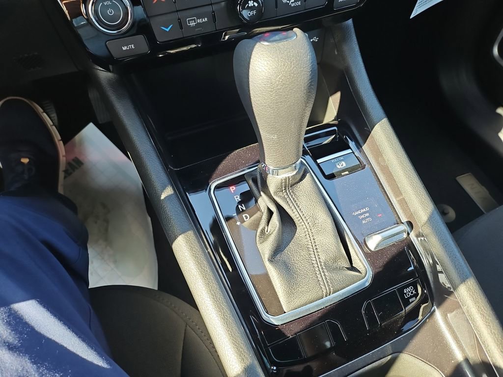 New 2025 Jeep Compass Sport image 22