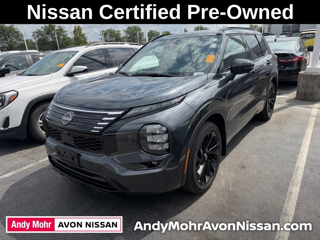 Used 2026 Nissan Rogue Platinum w/ Family Package AWD/4WD image 2