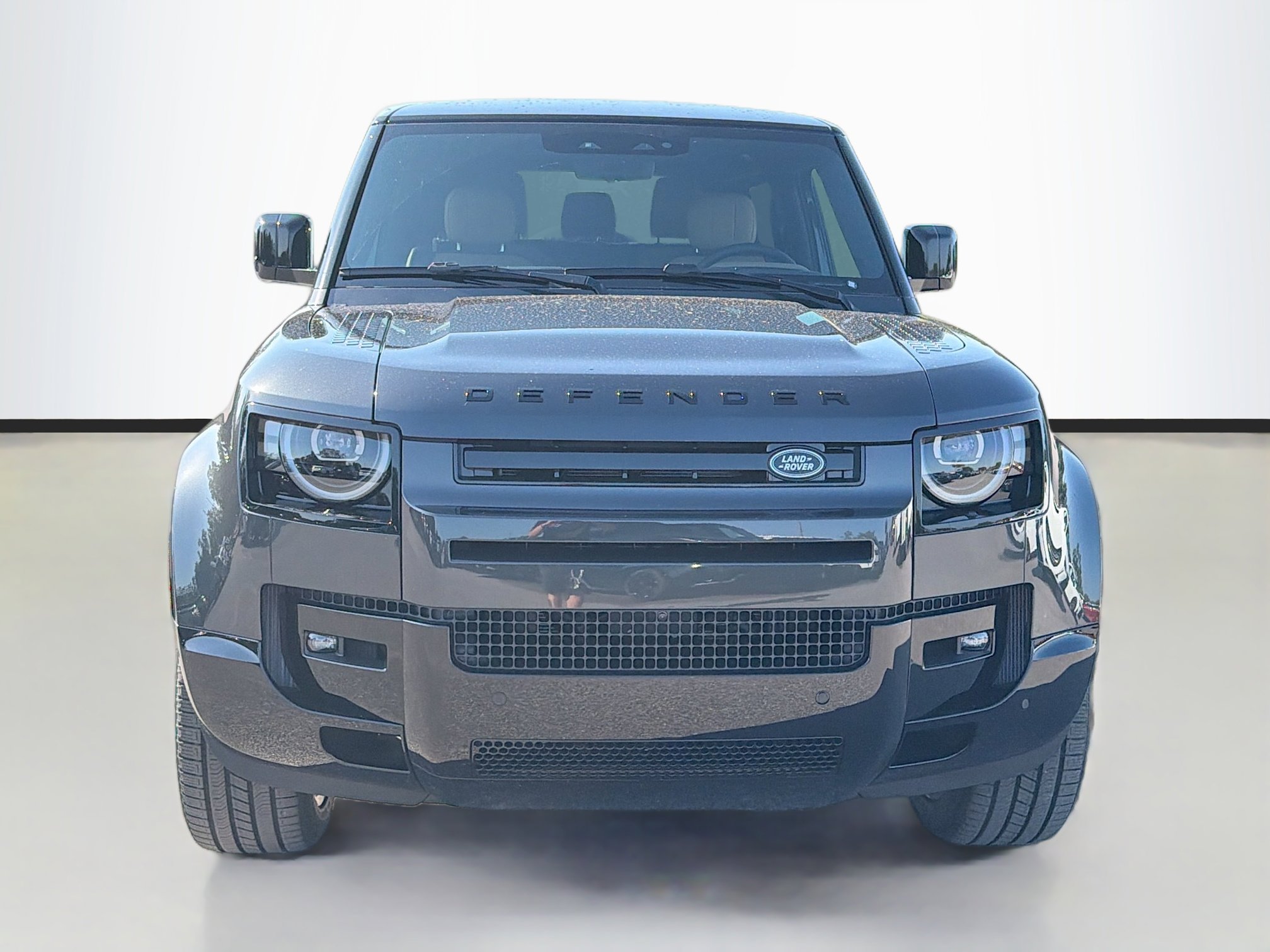 New 2026 Land Rover Defender 90 V8 image 8