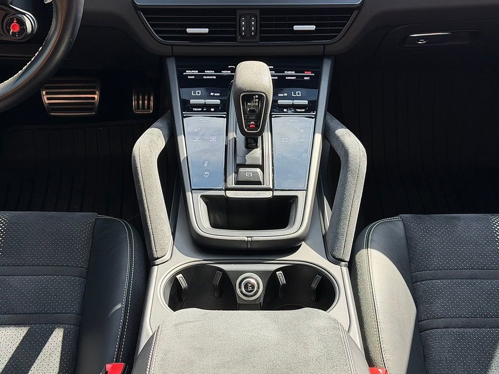 Certified 2022 Porsche Cayenne Turbo GT AWD/4WD image 15