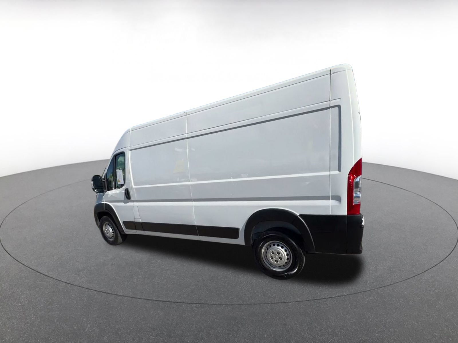 Used 2026 RAM ProMaster 2500 w/ Convenience Group FWD image 4