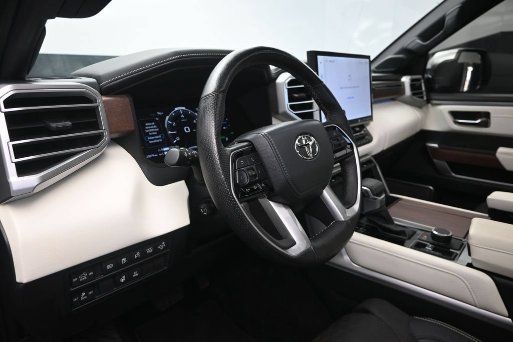 Used 2022 Toyota Tundra Capstone AWD/4WD image 12