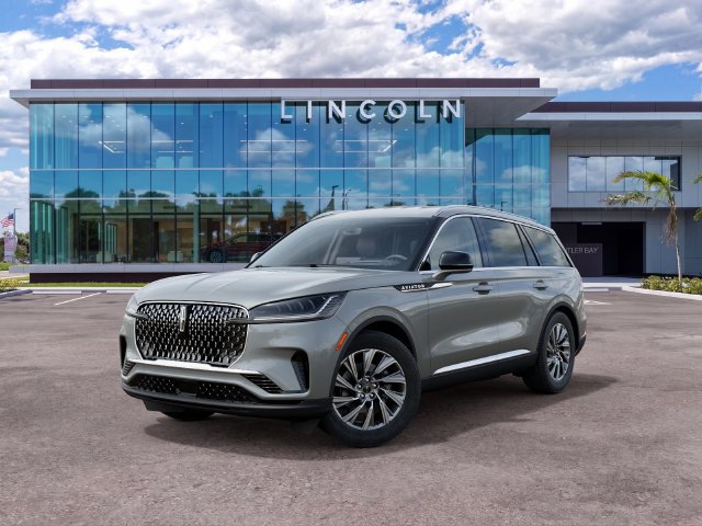 New 2027 Lincoln Aviator 2WD image 2