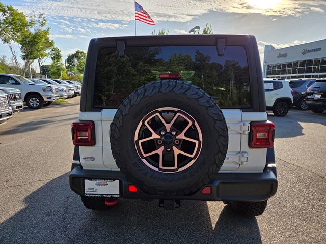 Used 2024 Jeep Wrangler Unlimited Rubicon w/ Convenience Group AWD/4WD image 5