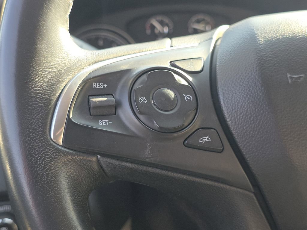 Used 2020 Buick Enclave Essence w/ Sport Touring Edition image 28