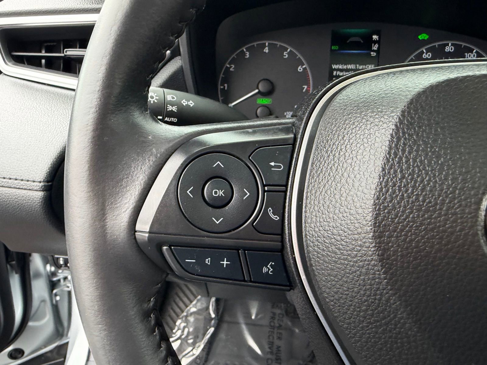 Used 2024 Toyota Corolla Cross SE image 15