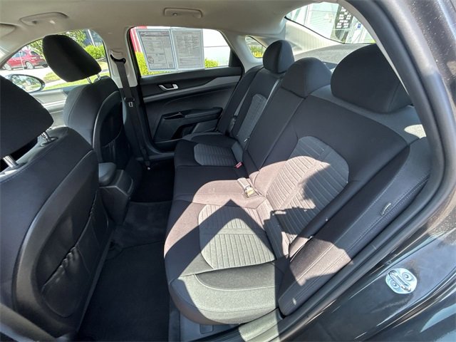 Used 2025 Kia K5 LXS image 23
