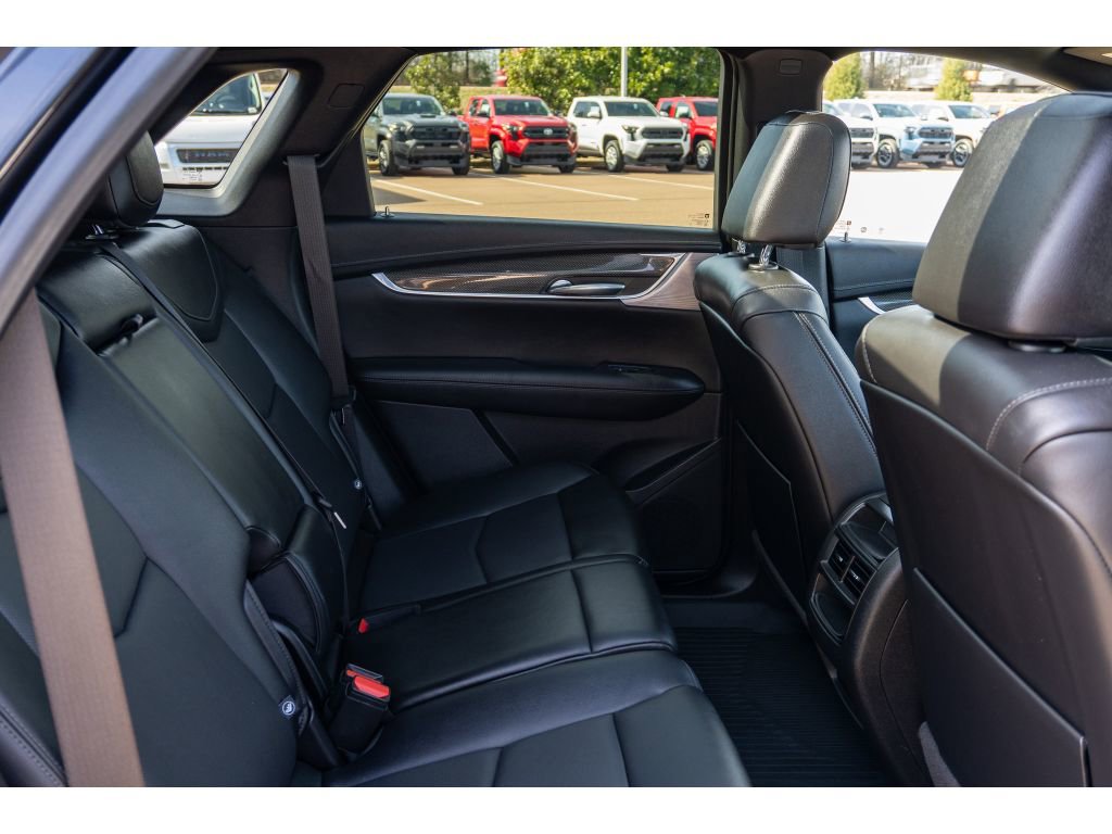 Used 2021 Cadillac XT5 Sportv w/ LPO, Floor Liner Package image 16