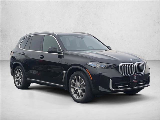New 2026 BMW X5 xDrive50e w/ Climate Comfort Package image 7