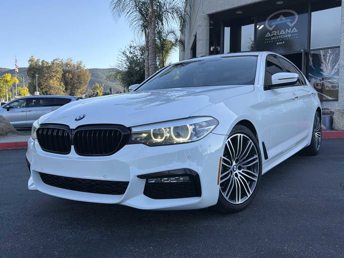 Used 2018 BMW 530i w/ M Sport Package RWD image 2