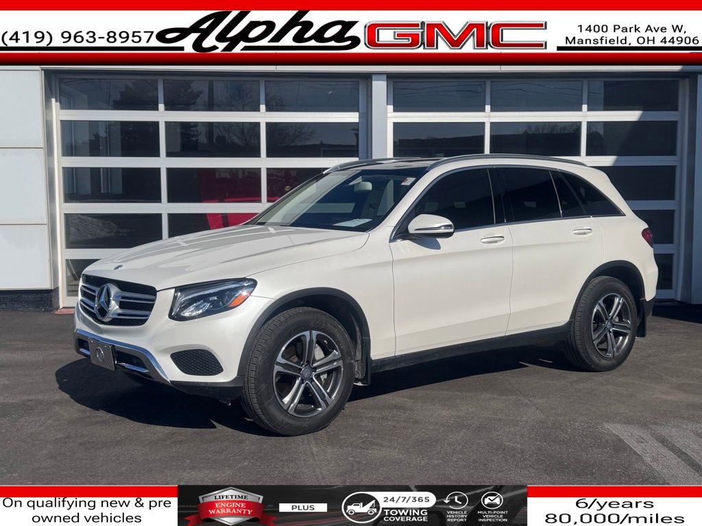 Used 2017 Mercedes-Benz GLC 300 4MATIC image 1
