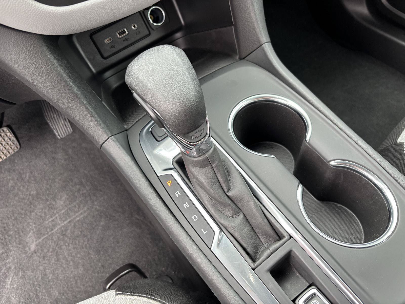 Used 2024 Chevrolet Equinox LS AWD/4WD image 26