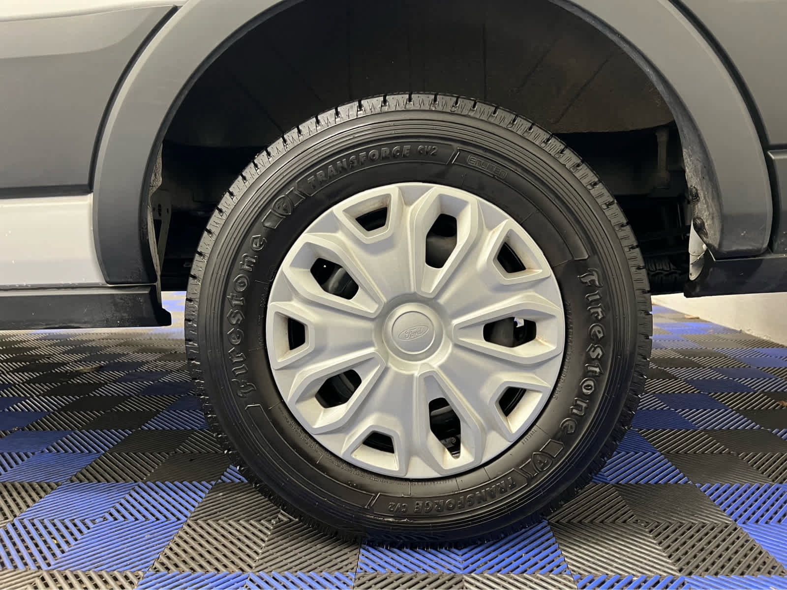 Used 2023 Ford Transit 350 XLT image 14