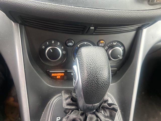 Used 2015 Ford Escape SE image 29