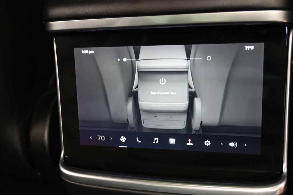 Used 2022 Tesla Model X image 43