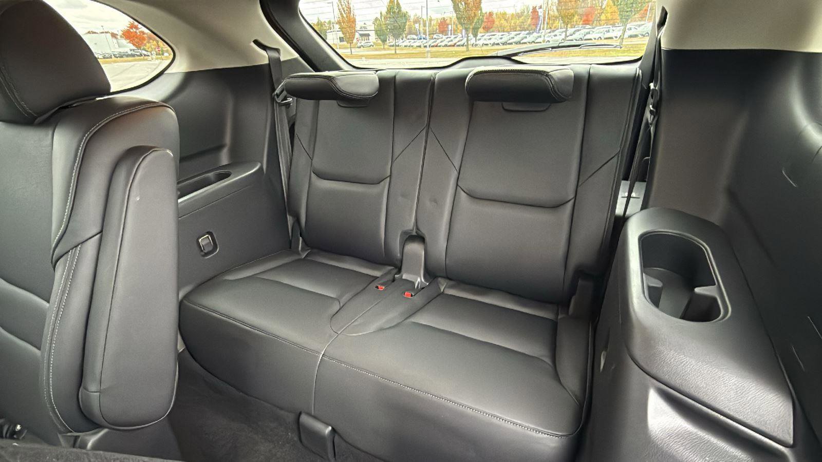 Used 2023 MAZDA CX-9 Touring image 25