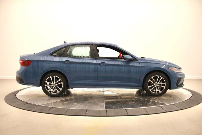 New 2026 Volkswagen Jetta Sport image 2