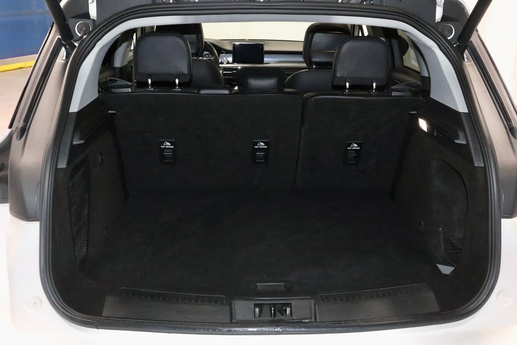 Used 2020 Lincoln Corsair AWD w/ Luxury Package image 14