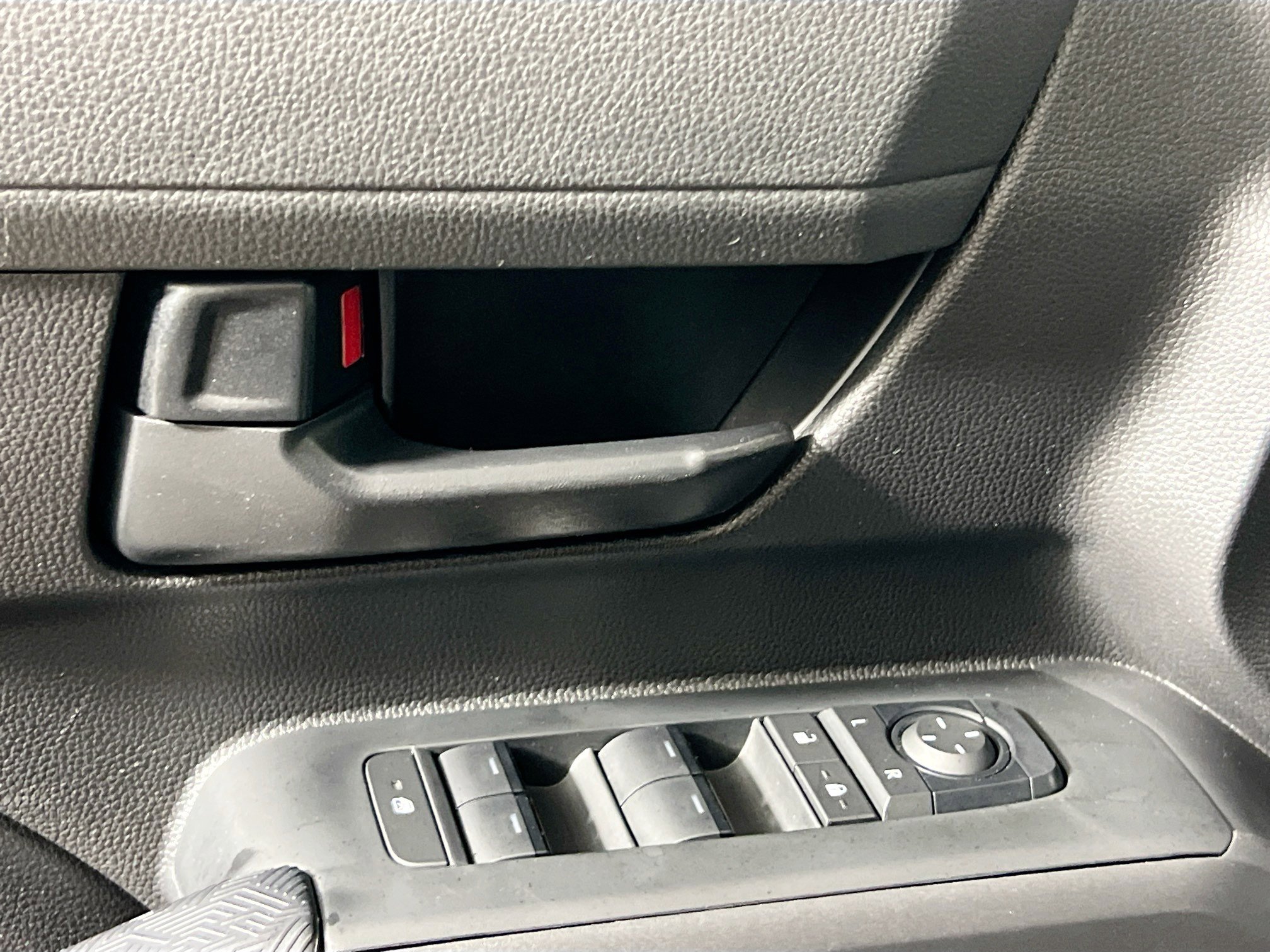 Used 2024 Toyota Tacoma SR5 w/ SR5 Upgrade Package image 16