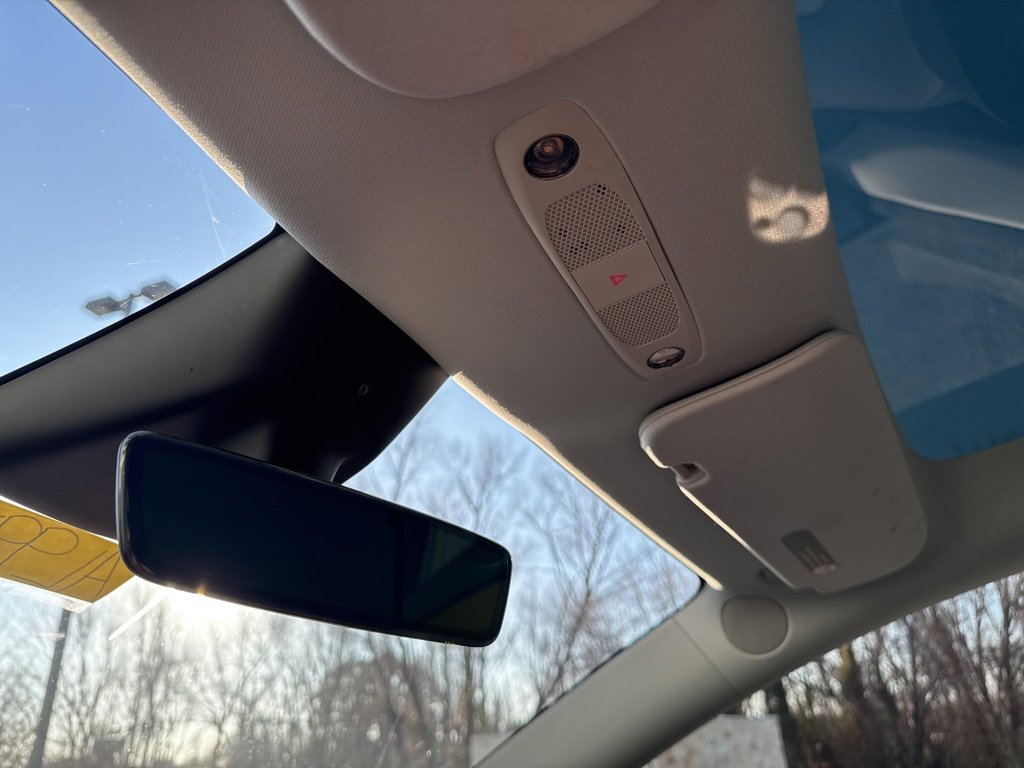 Used 2024 Tesla Model Y Long Range image 28