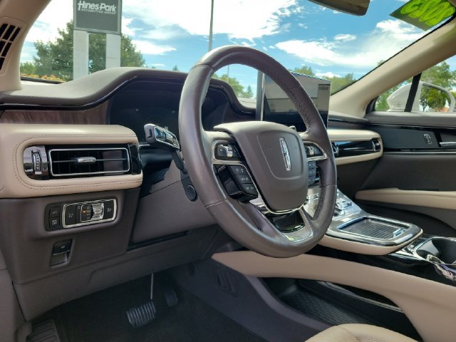 Certified 2023 Lincoln Nautilus Reserve AWD/4WD image 6