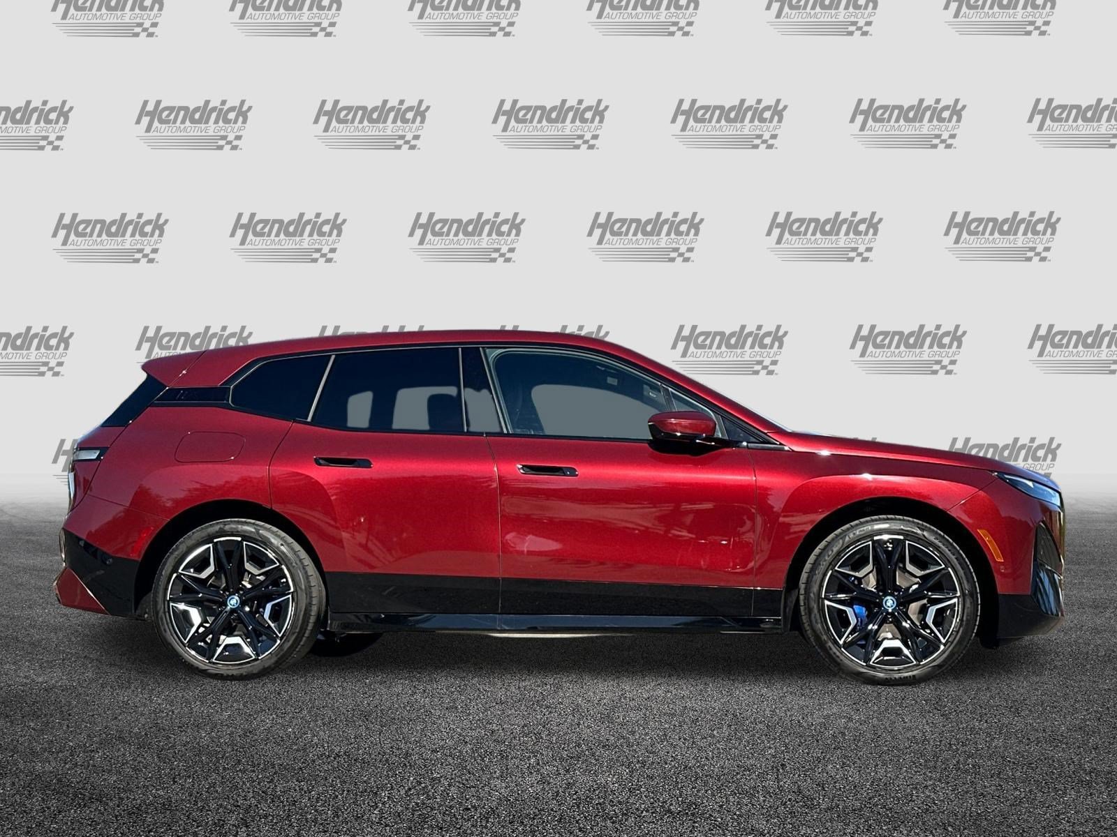 Certified 2024 BMW iX xDrive50 w/ Premium Package AWD/4WD image 3