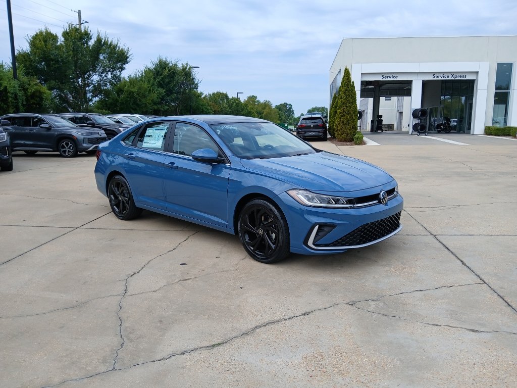 New 2027 Volkswagen Jetta SE