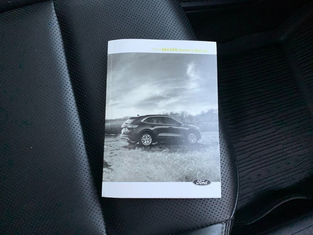 Used 2022 Ford Escape SEL w/ Technology Package image 15