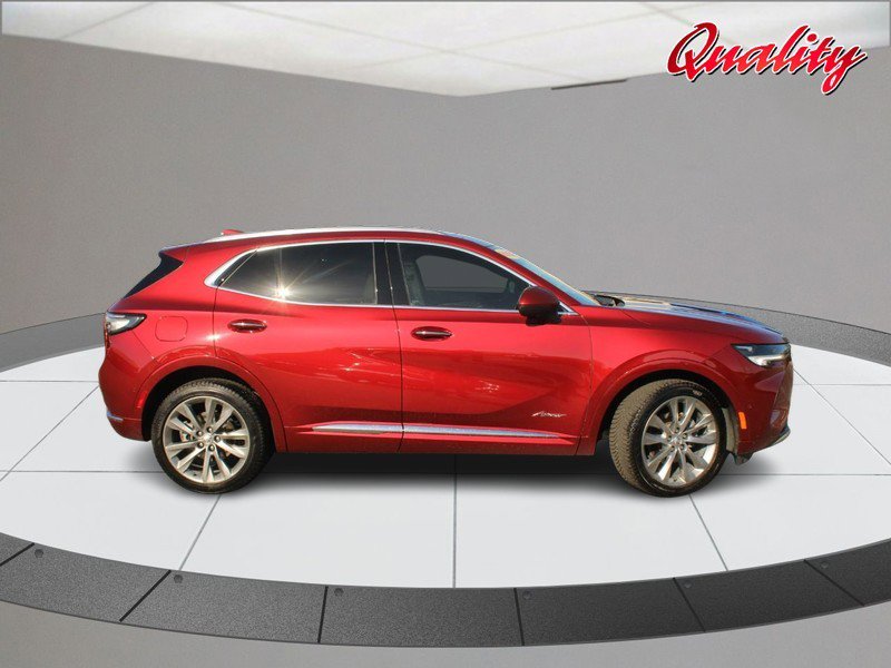 Used 2022 Buick Envision Avenir w/ Technology Package II AWD/4WD image 2